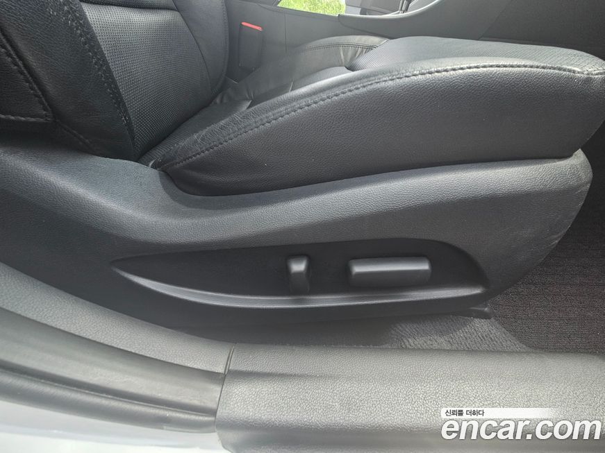 Hyundai Sonata 2011