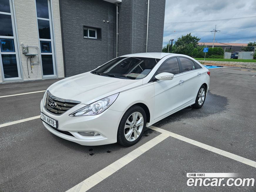 Hyundai Sonata 2011