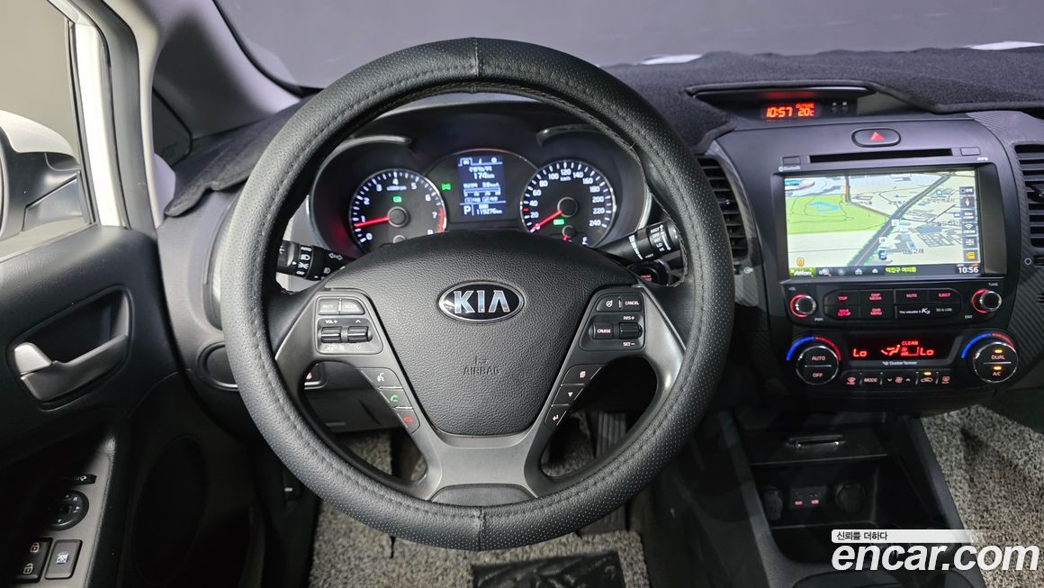 Kia K3 2015