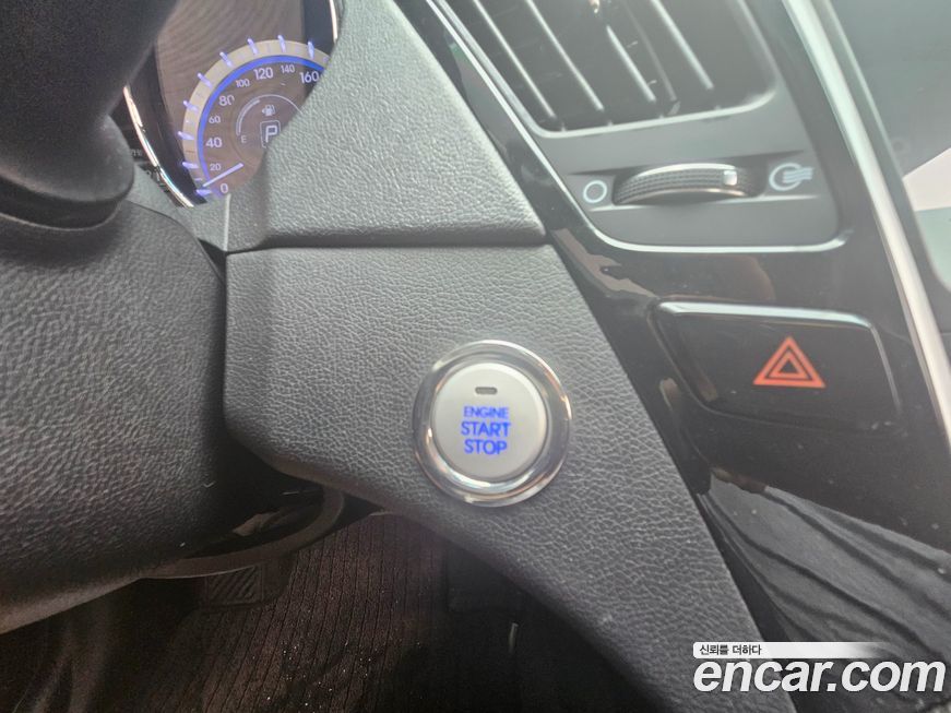 Hyundai Sonata 2011