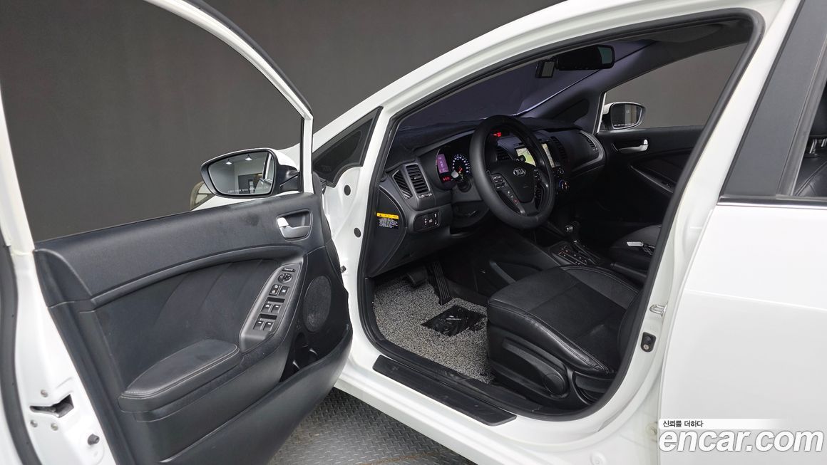 Kia K3 2015