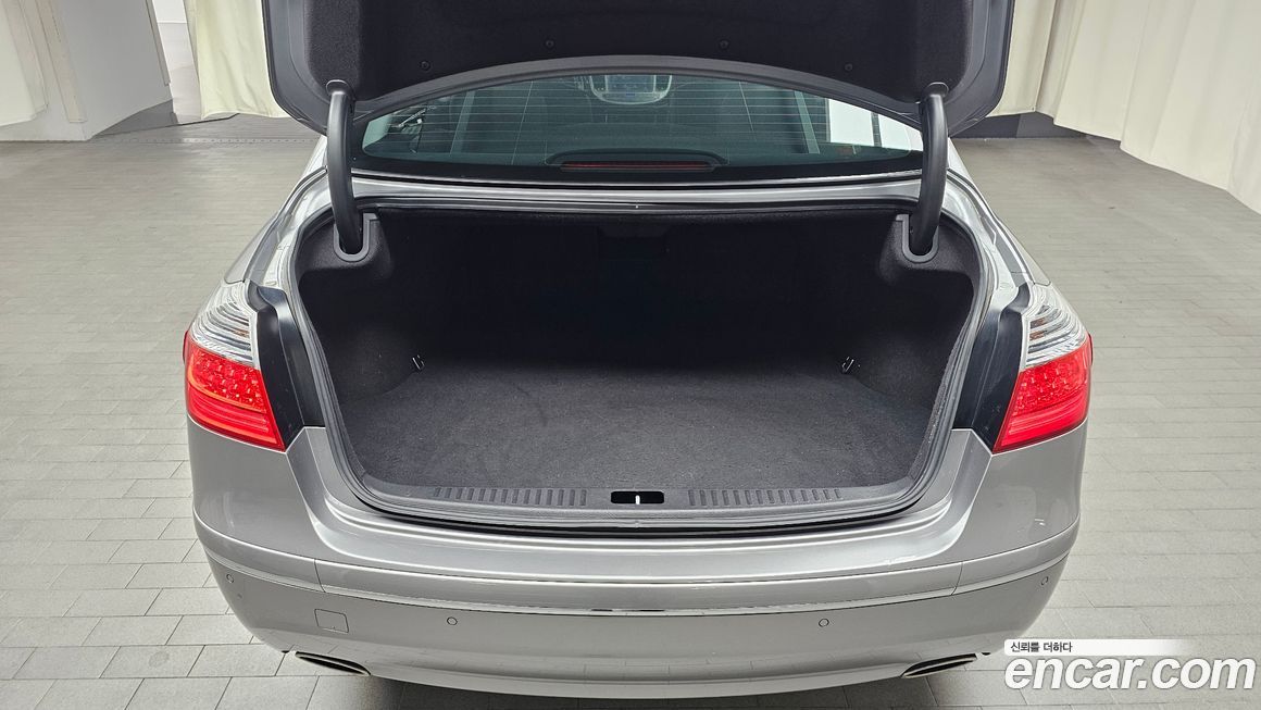 Hyundai Genesis 2009