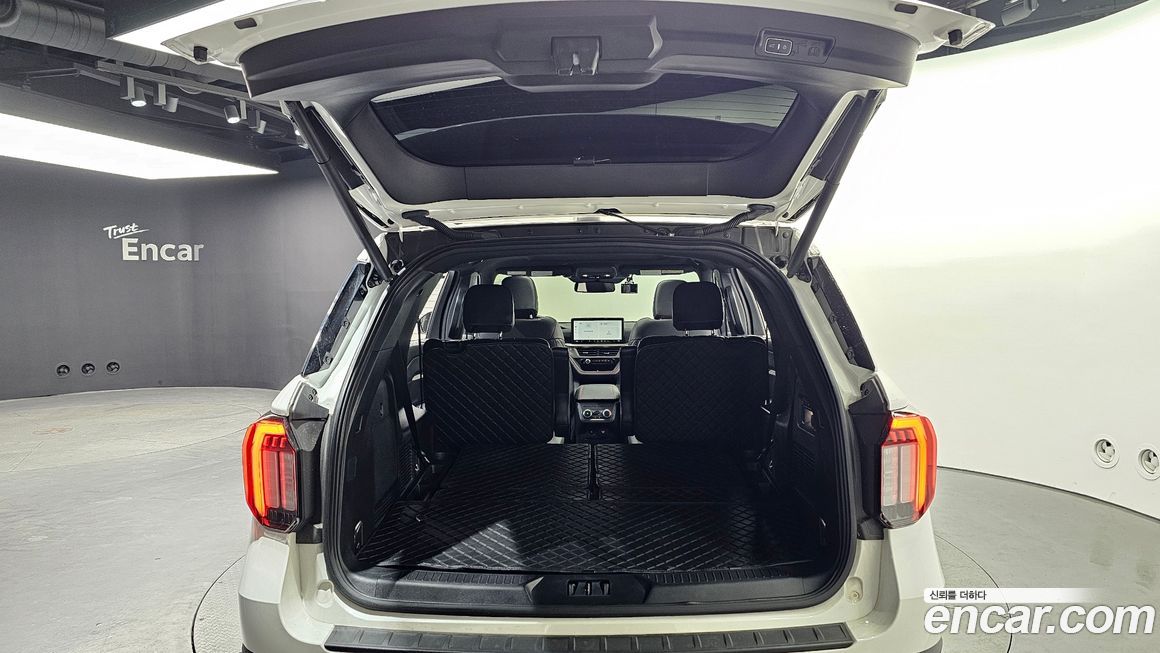 Ford Explorer 2025