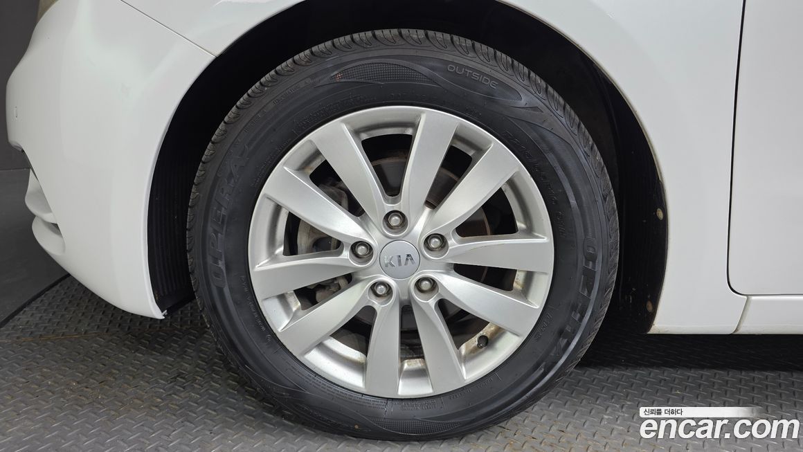 Kia K3 2015