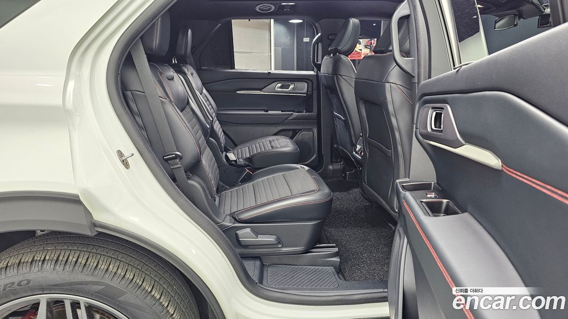 Ford Explorer 2025