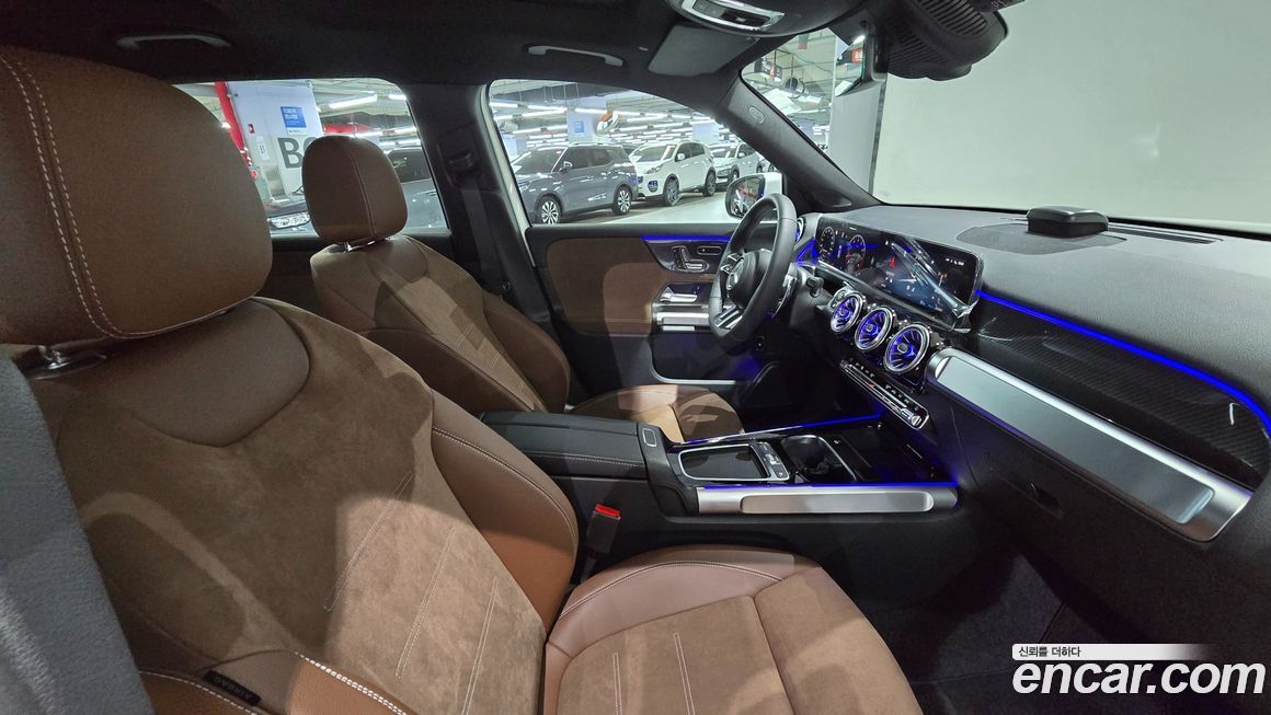 Mercedes-Benz GLB-Class 2025