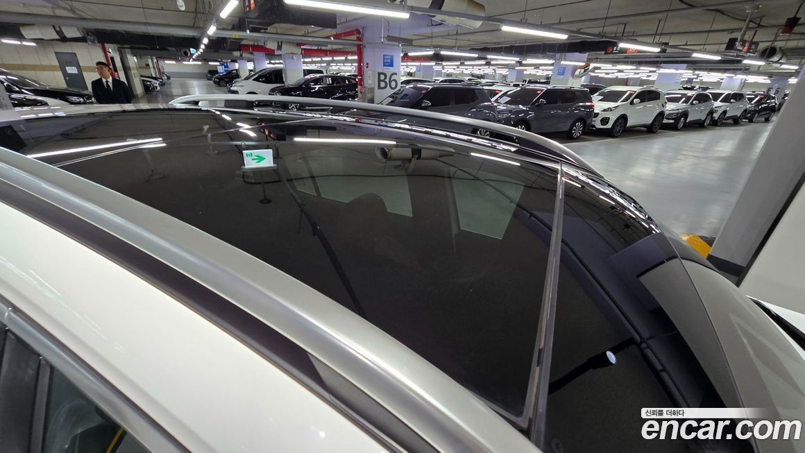 Mercedes-Benz GLB-Class 2025