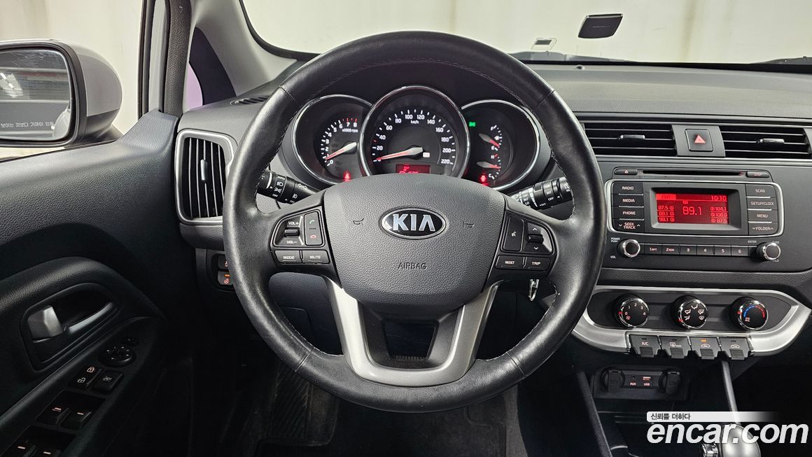 Kia pride 2016
