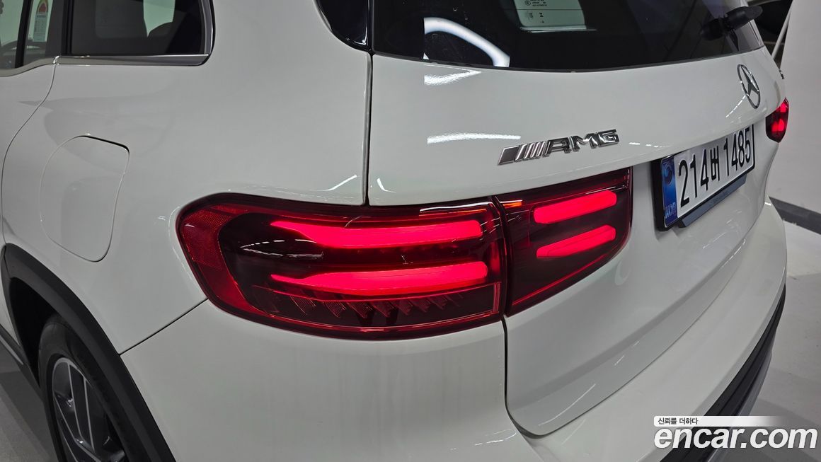 Mercedes-Benz GLB-Class 2025