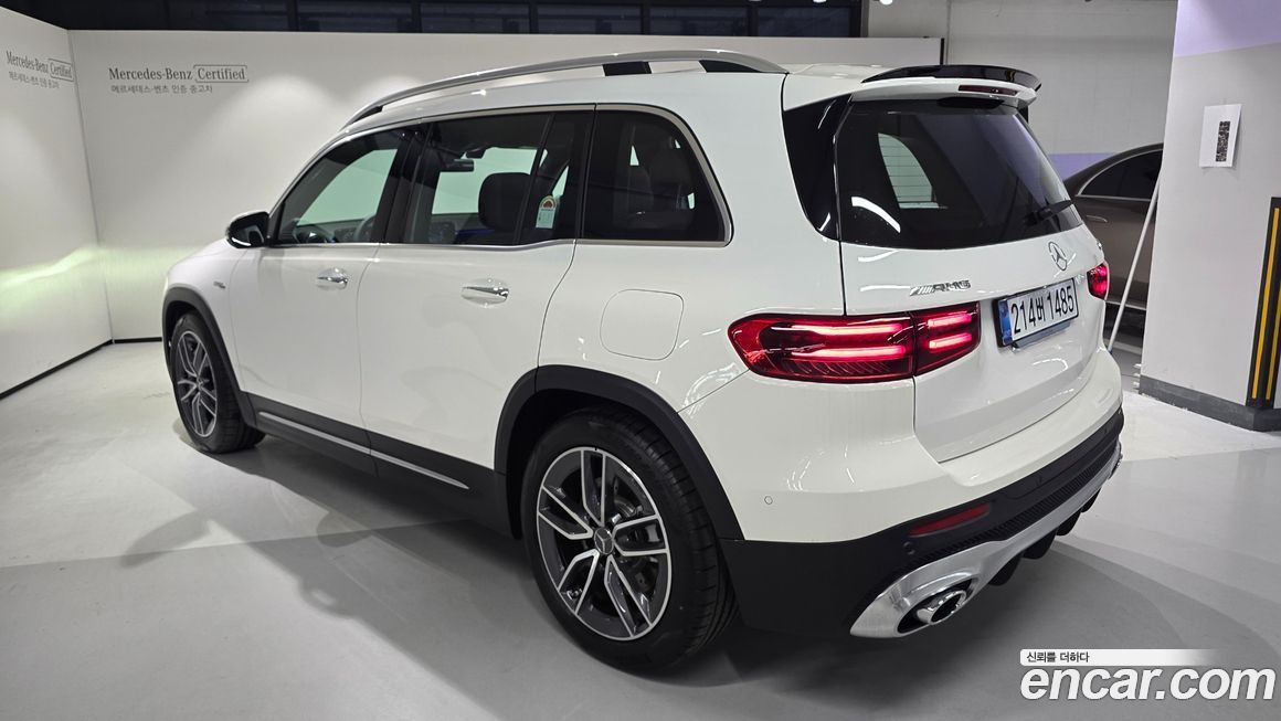 Mercedes-Benz GLB-Class 2025