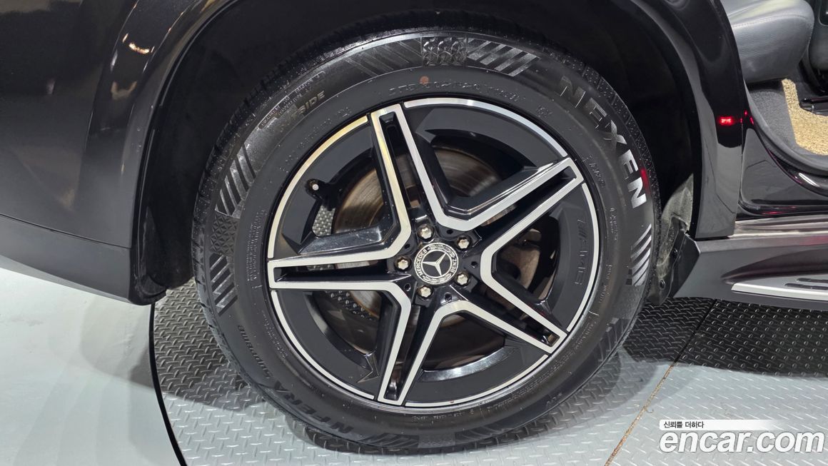 Mercedes-Benz GLE-Class 2021