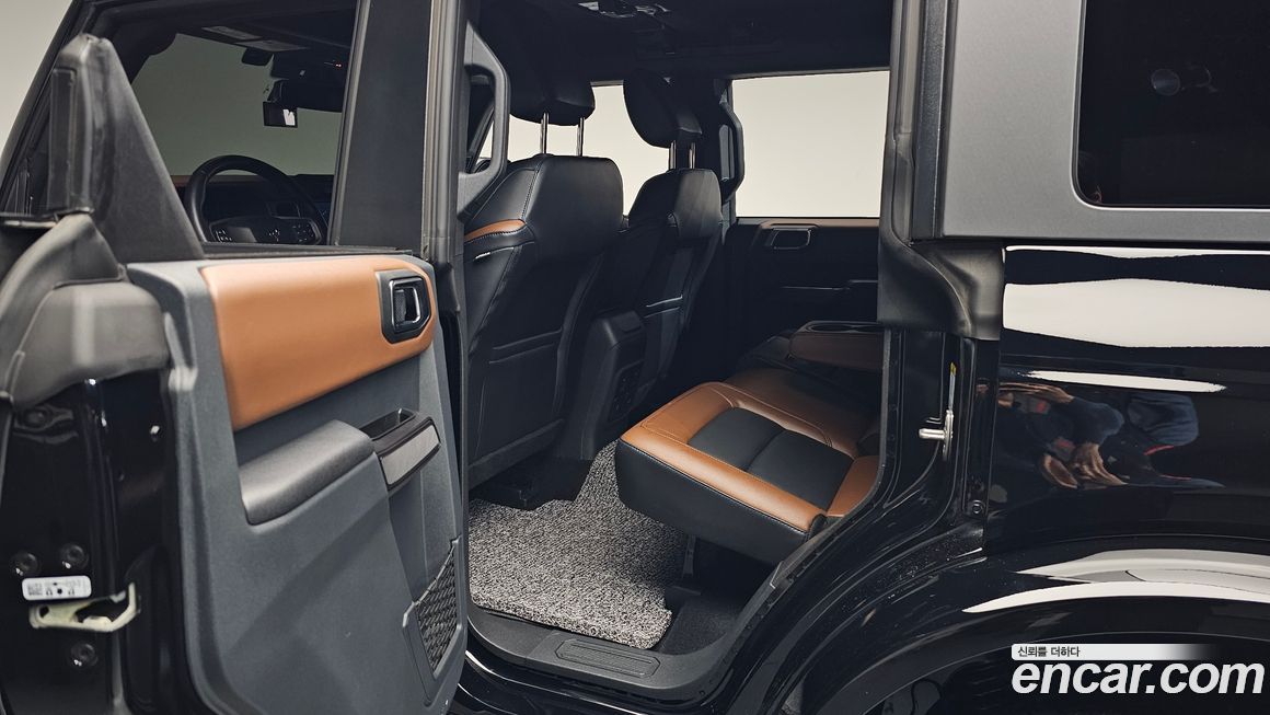 Ford Bronco 2024