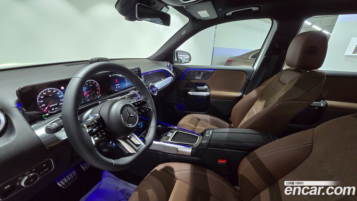 Mercedes-Benz GLB-Class 2025