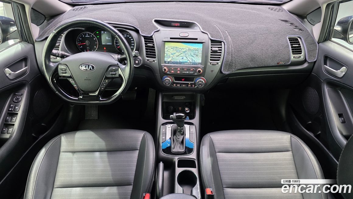 Kia K3 2016
