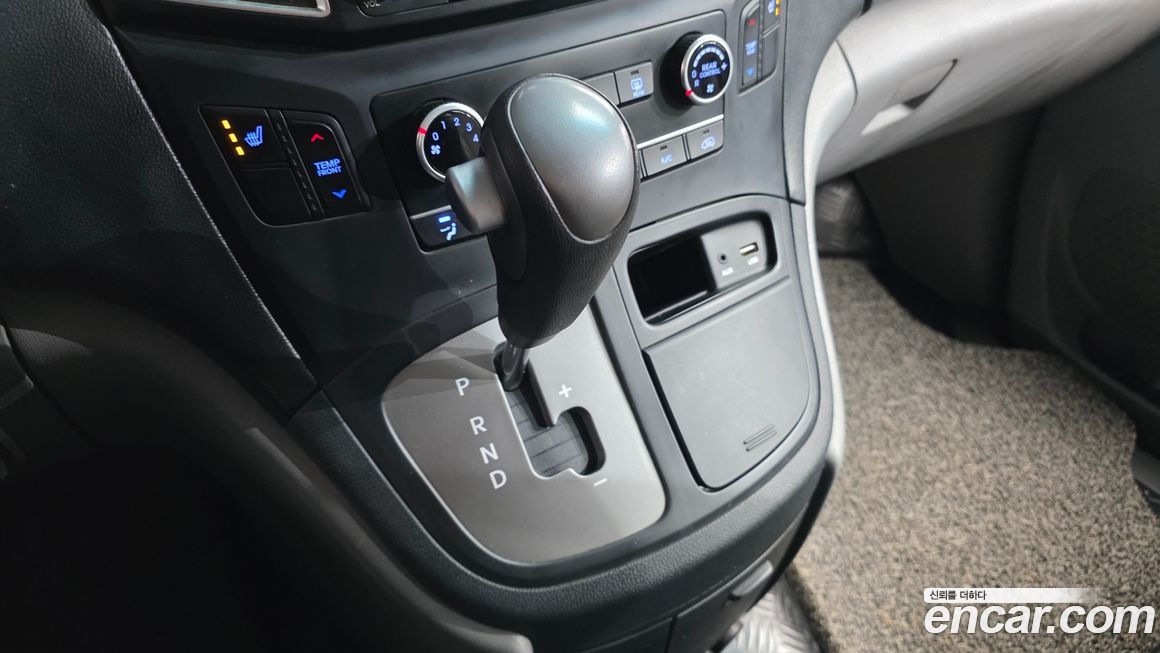 Hyundai Starex 2017
