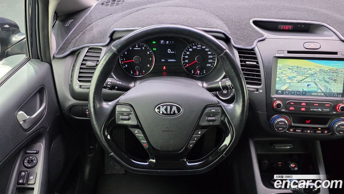 Kia K3 2016