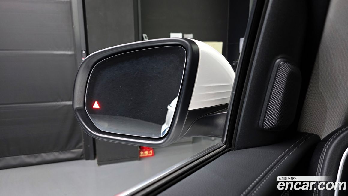 Mercedes-Benz GLE-Class 2023