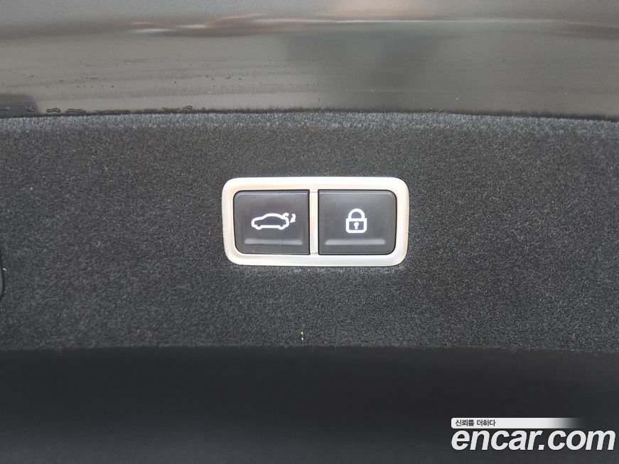 Genesis G90 2023