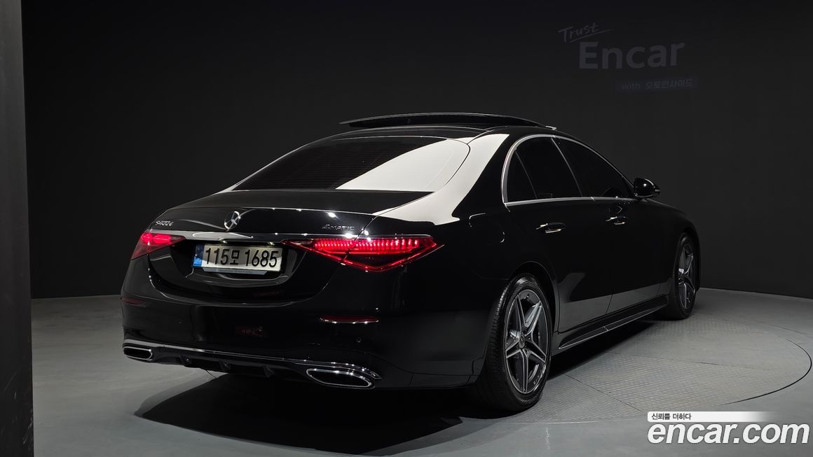 Mercedes-Benz S-Class 2022