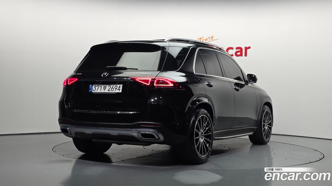 Mercedes-Benz GLE-Class 2023