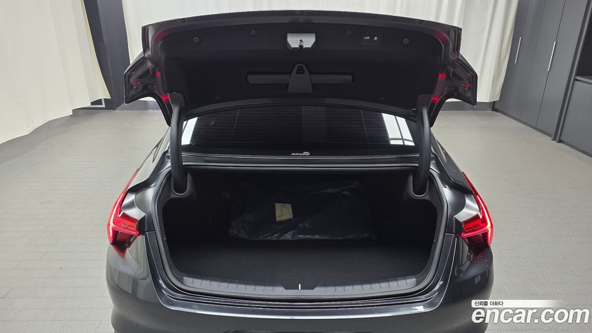 Kia K8 2024