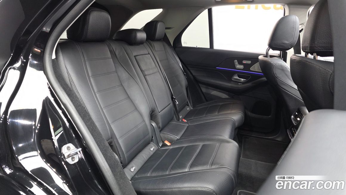 Mercedes-Benz GLE-Class 2023