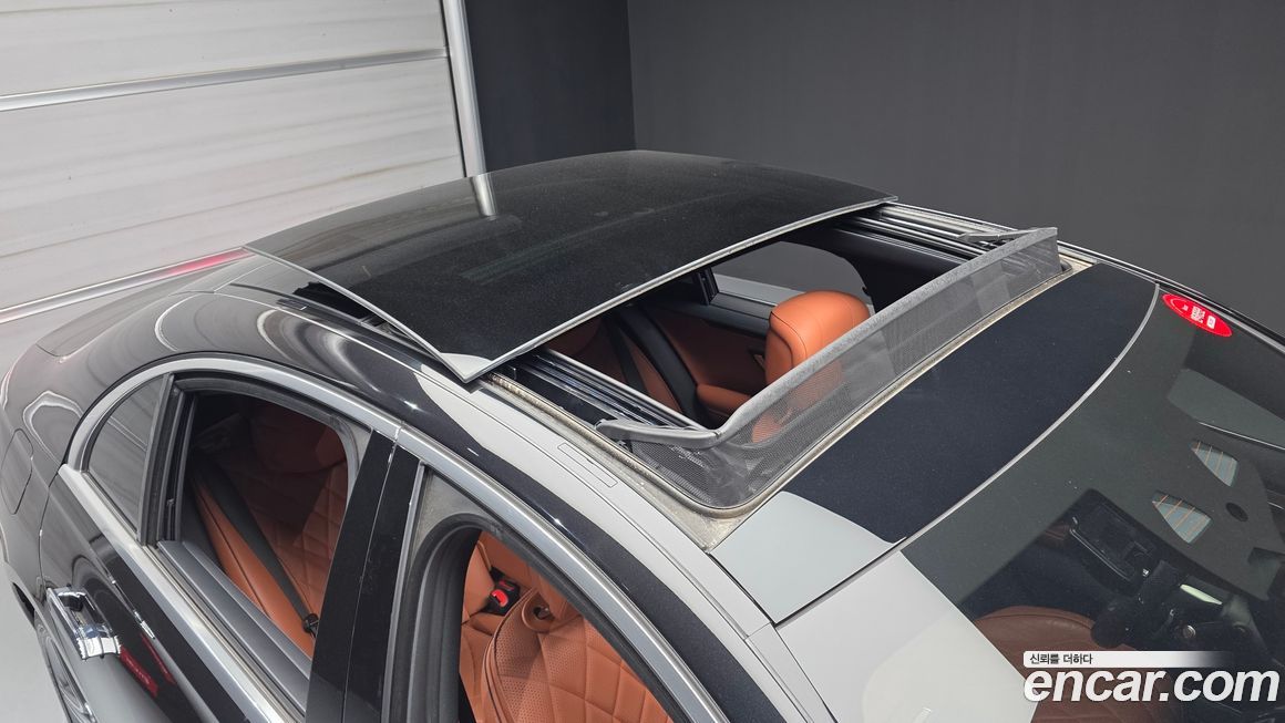 Mercedes-Benz S-Class 2022