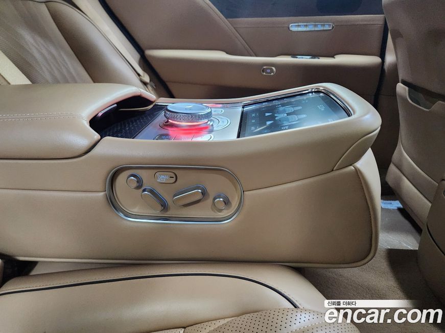 Genesis G90 2023