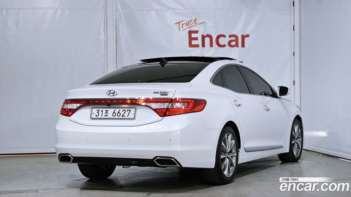 Hyundai Grandeur 2015