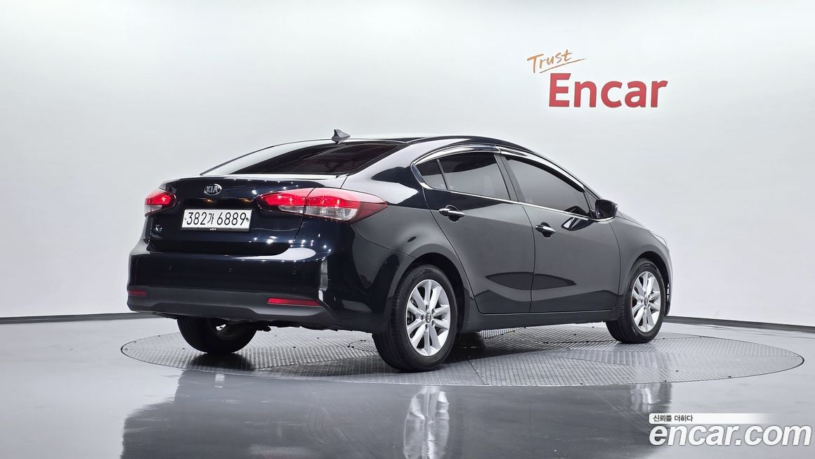 Kia K3 2016