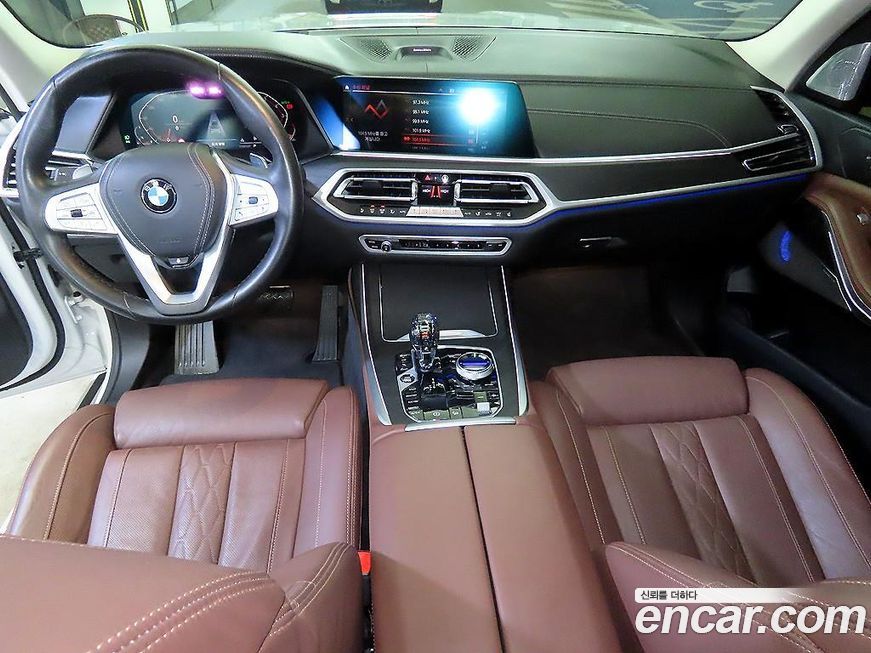 BMW X7 2021