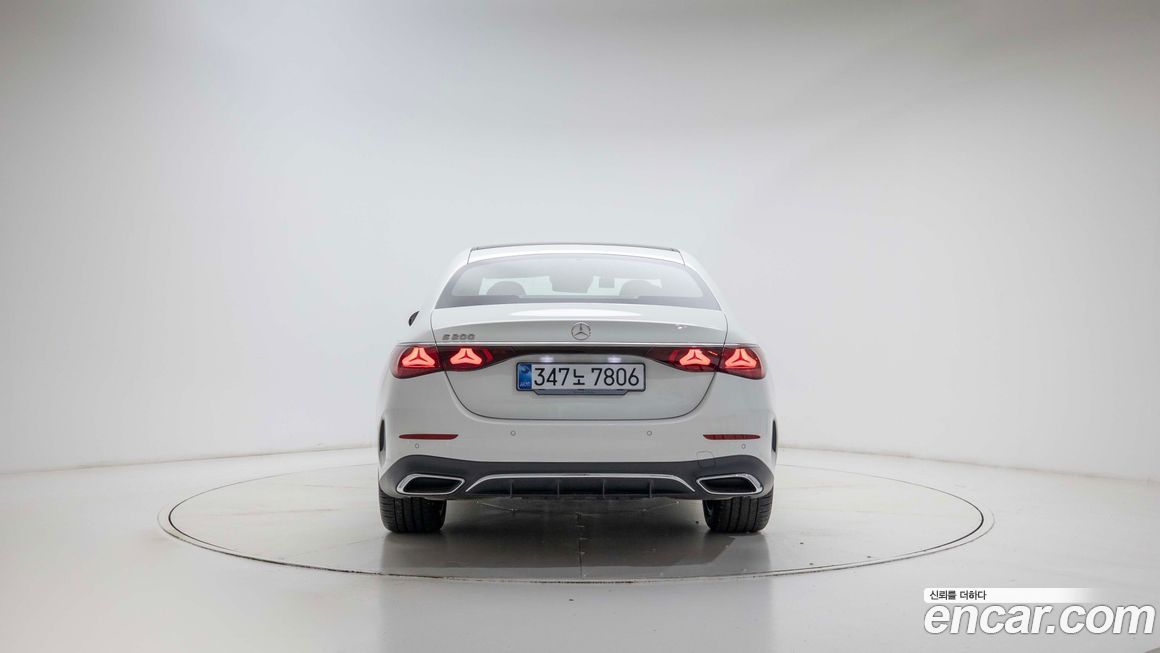 Mercedes-Benz E-Class 2026