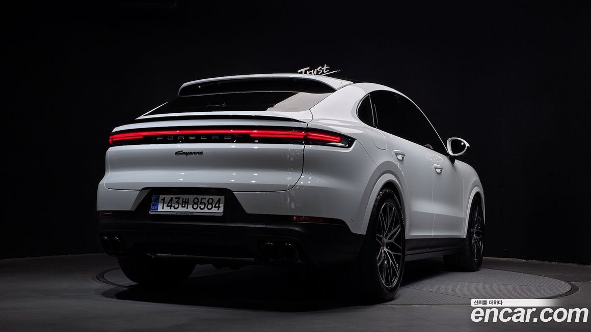 Porsche Cayenne 2024