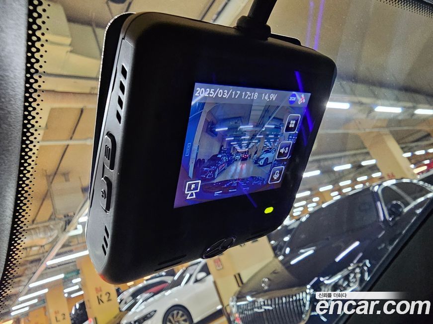 Mercedes-Benz S-Class 2024