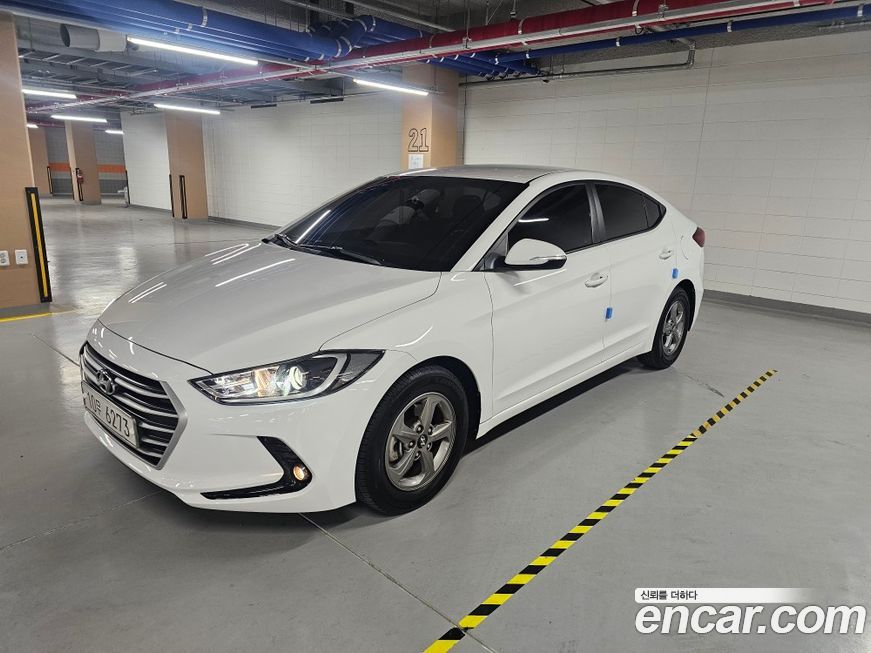 Hyundai AVANTE 2016