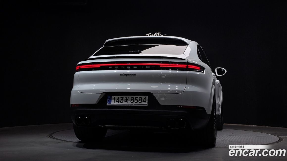 Porsche Cayenne 2024