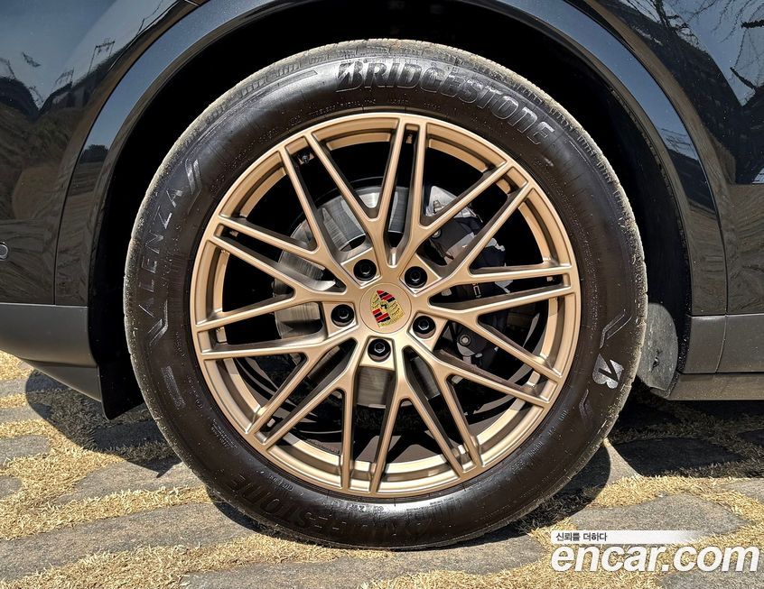 Porsche Cayenne 2024