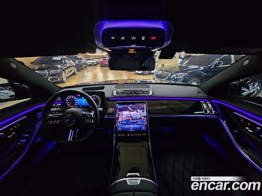 Mercedes-Benz S-Class 2024