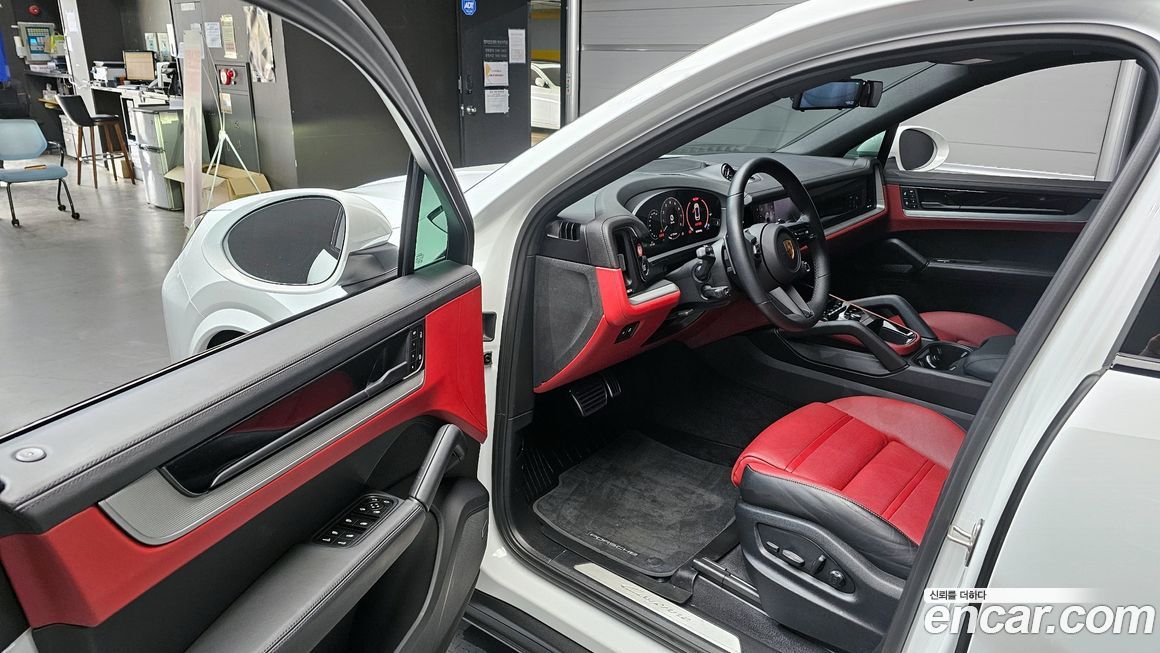 Porsche Cayenne 2024