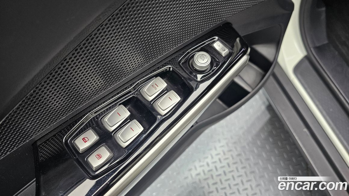 KG_Mobility_Ssangyong TIBOLI 2016