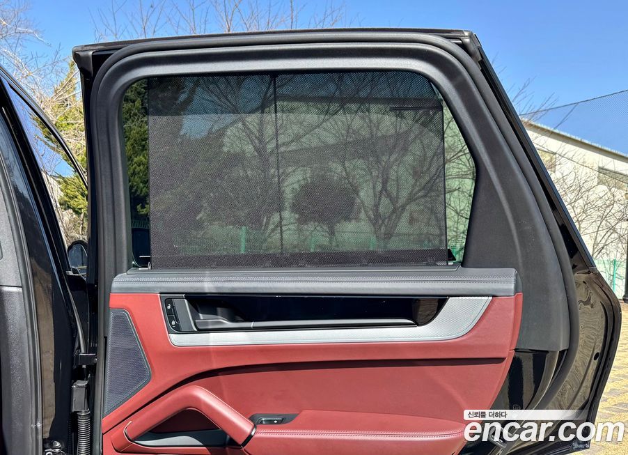 Porsche Cayenne 2024