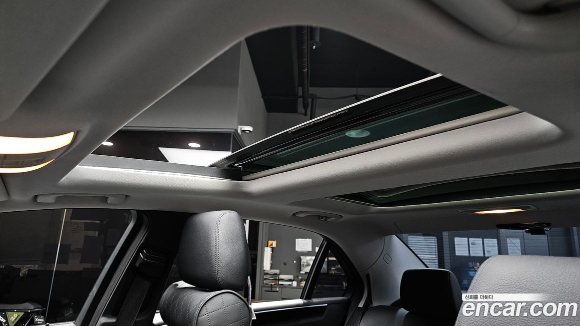 Mercedes-Benz E-Class 2011