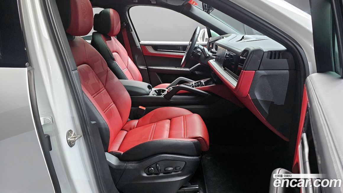 Porsche Cayenne 2024