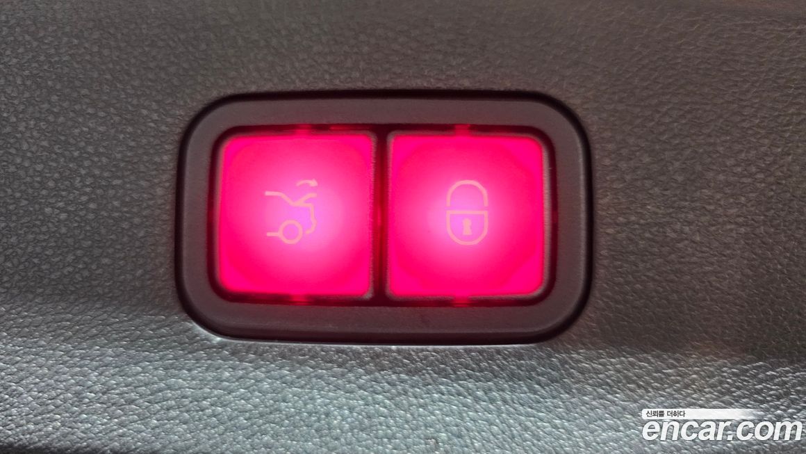 Mercedes-Benz E-Class 2013