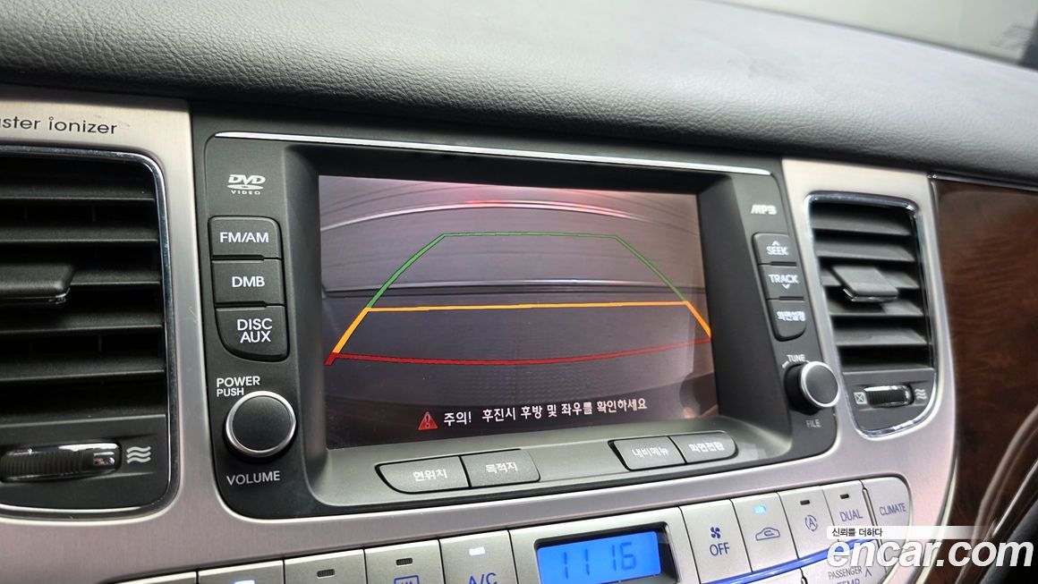 Hyundai Genesis 2010