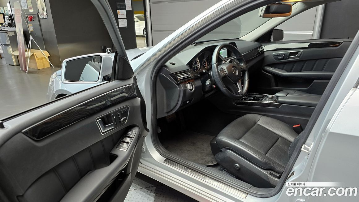 Mercedes-Benz E-Class 2013