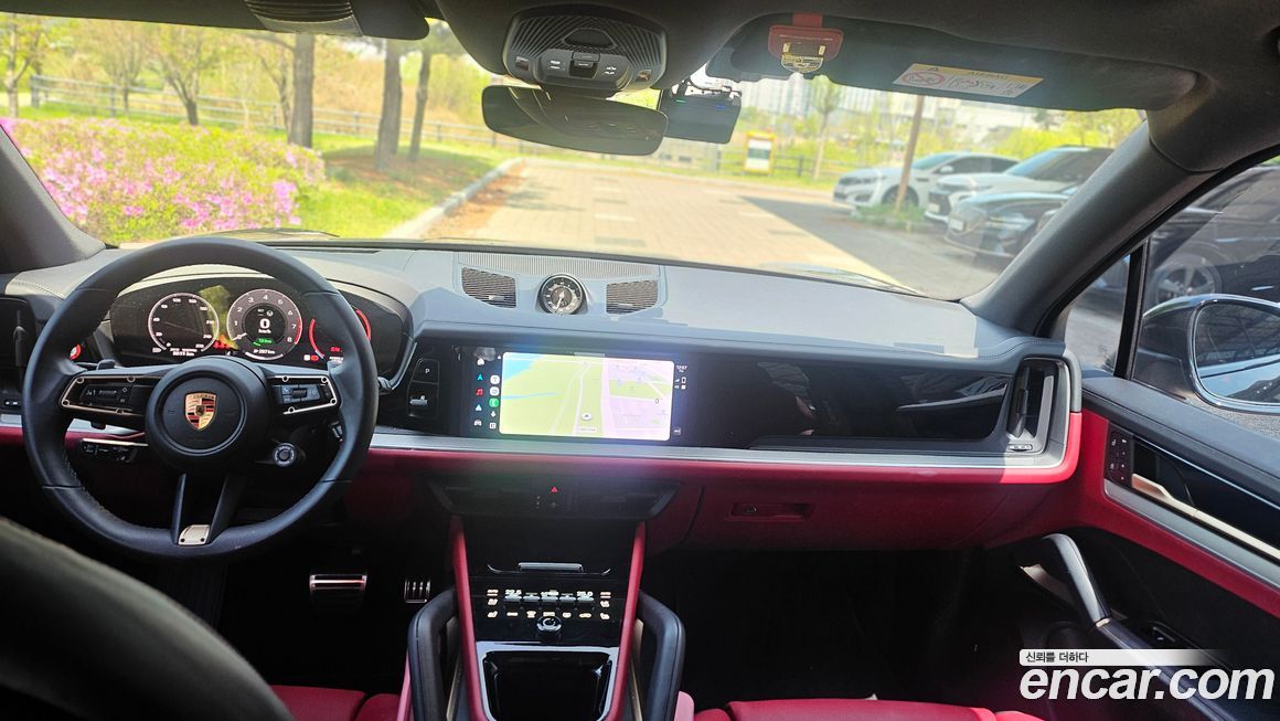 Porsche Cayenne 2025