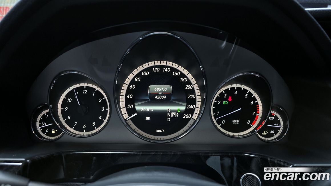 Mercedes-Benz E-Class 2013