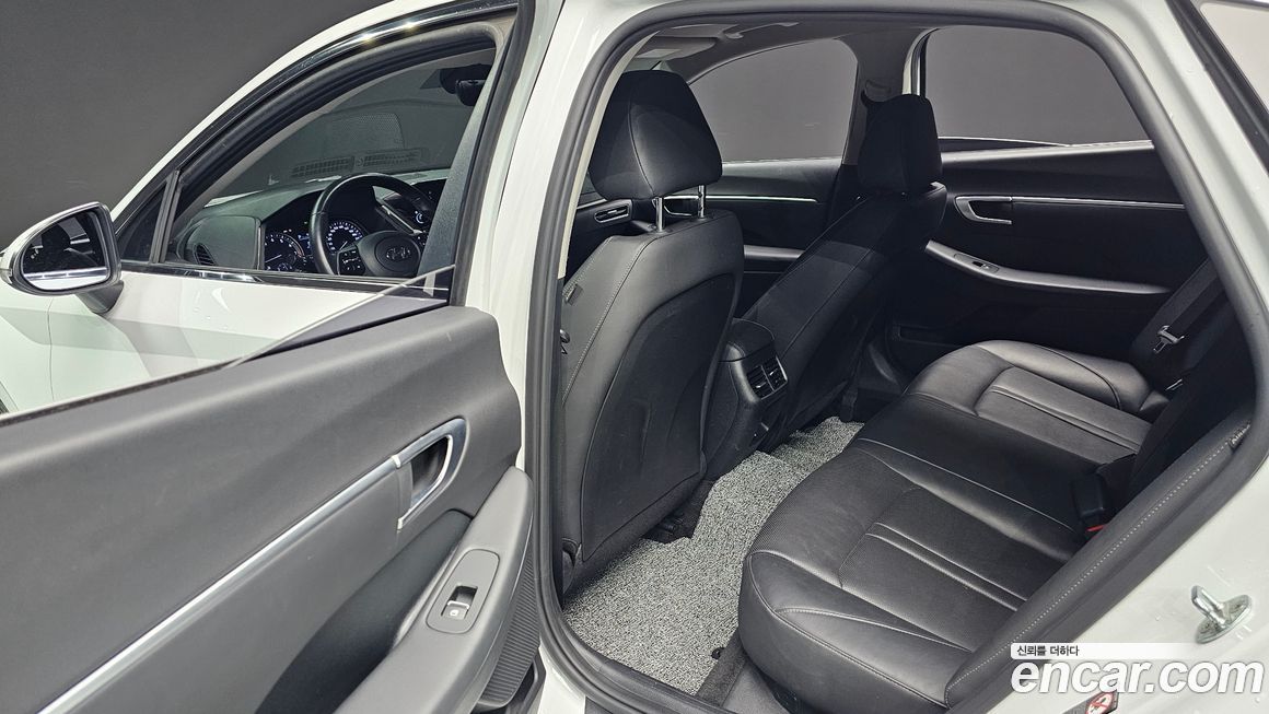 Hyundai Sonata 2021