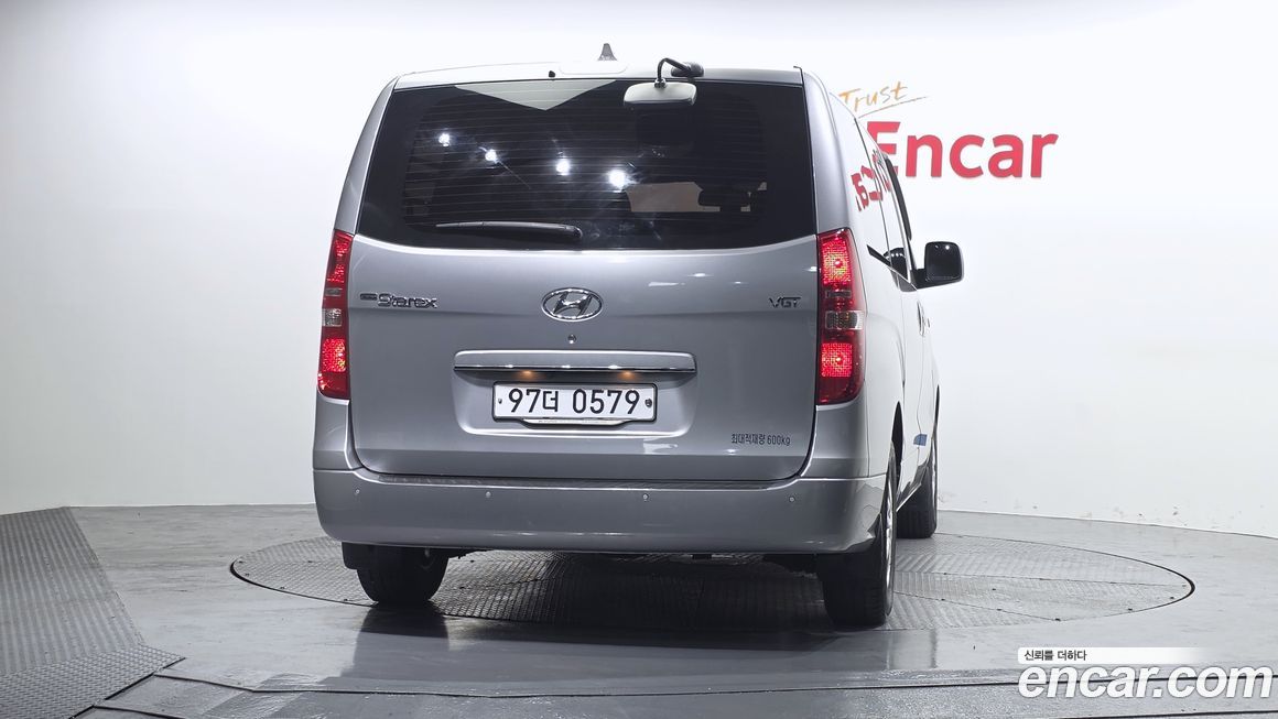 Hyundai Starex 2020